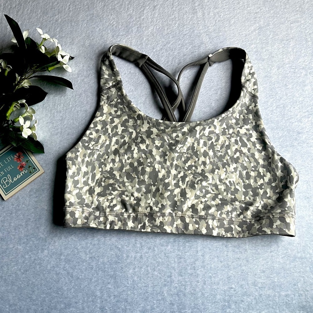 Old Navy Women’s Large Support PowerPress Strappy Sports Bra Gray Leopard Print